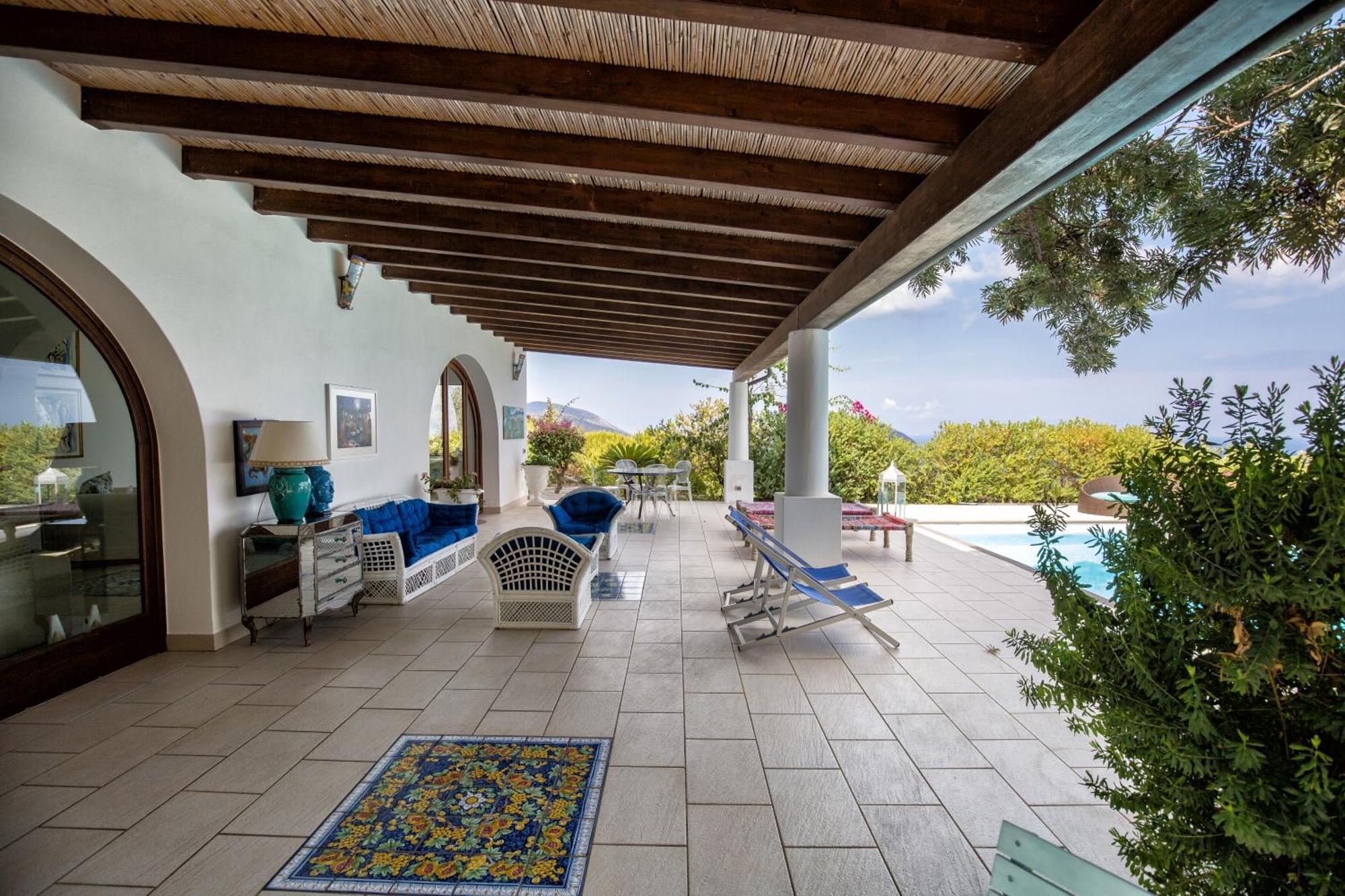 Sealight Villa Lipari - Vista E Piscina Esterno foto