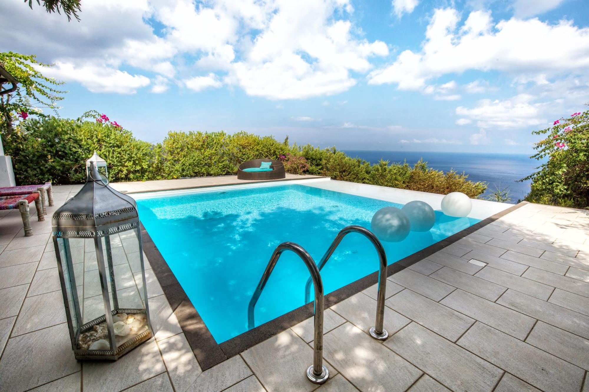 Sealight Villa Lipari - Vista E Piscina Esterno foto