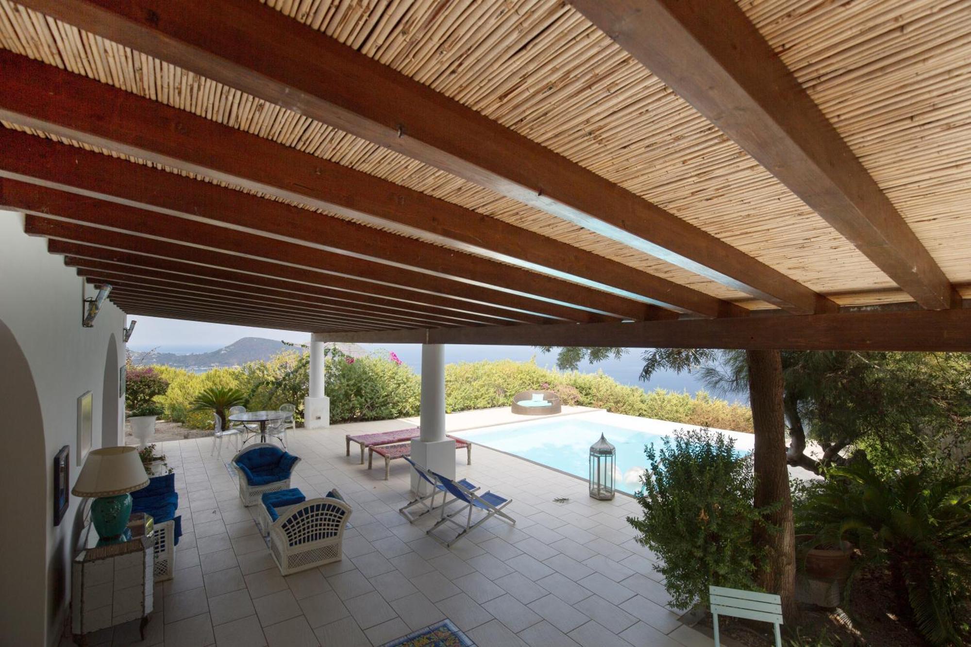 Sealight Villa Lipari - Vista E Piscina Esterno foto