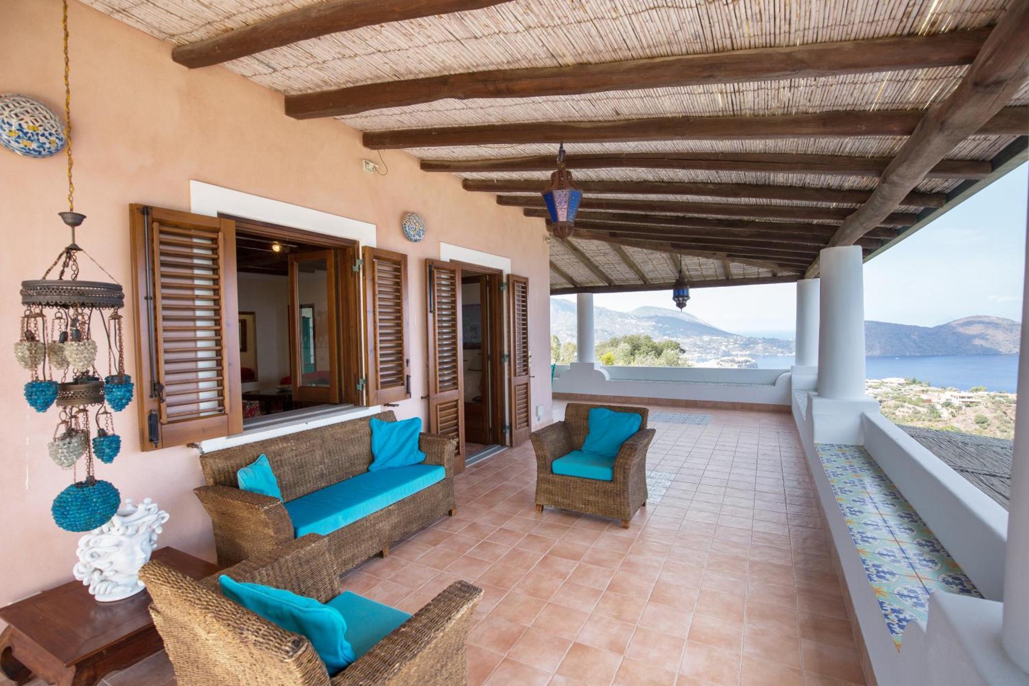Sealight Villa Lipari - Vista E Piscina Esterno foto
