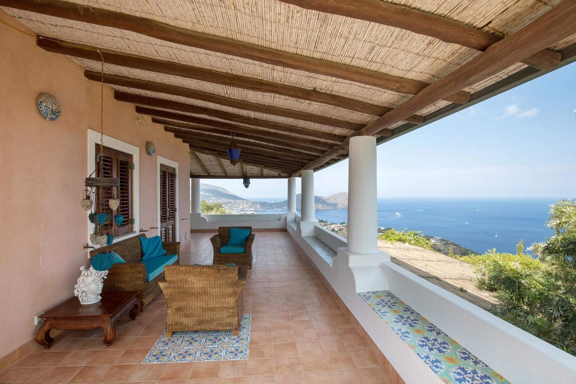 Sealight Villa Lipari - Vista E Piscina Esterno foto