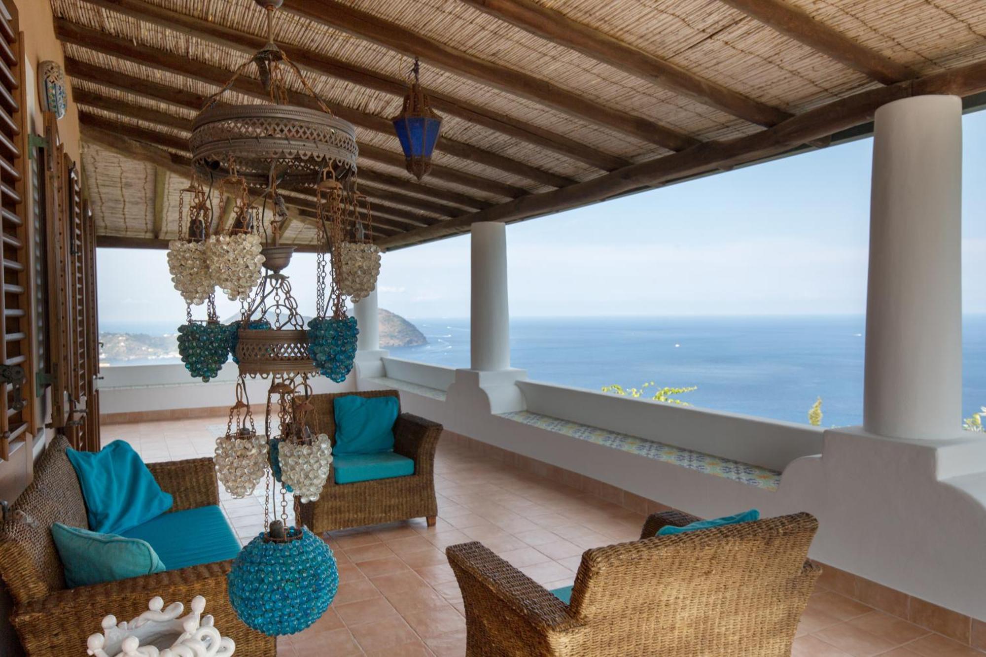 Sealight Villa Lipari - Vista E Piscina Esterno foto
